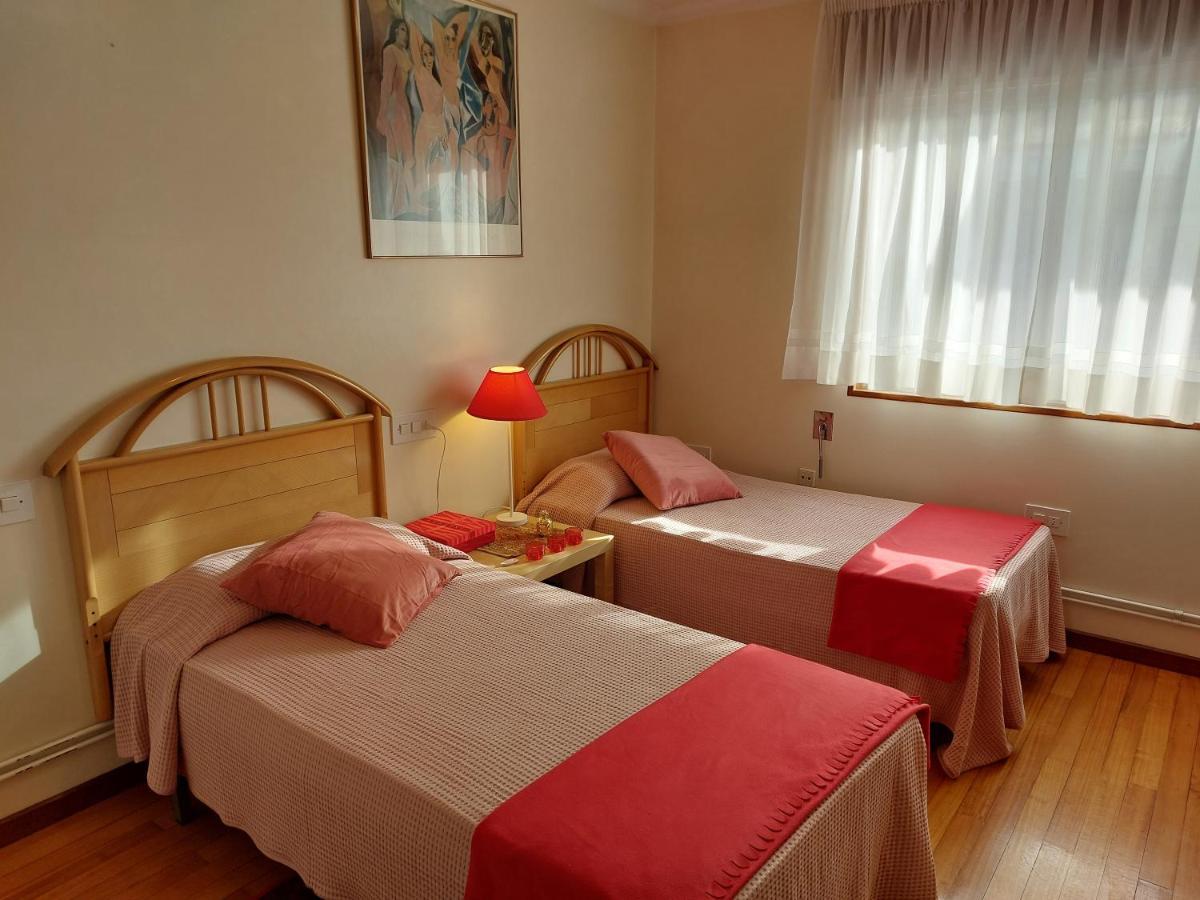 Acogedora Casa De Campo Neda Екстер'єр фото